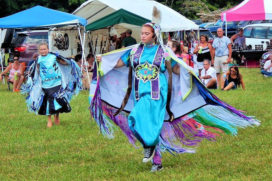 Hocking Hills Ohio Pow Wow - Hocking Hills Flea Market - Hocking Hills Ohio Pow Wow Committee - Spirit Horse