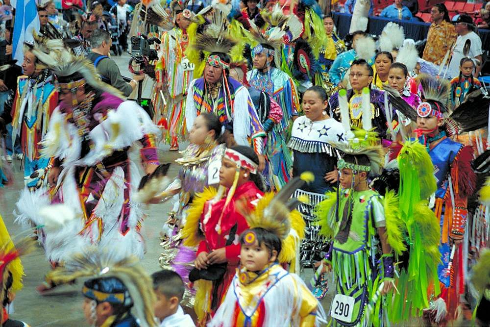 American Indian Center Chicago Powwow - AIC Chicago Pow Wow