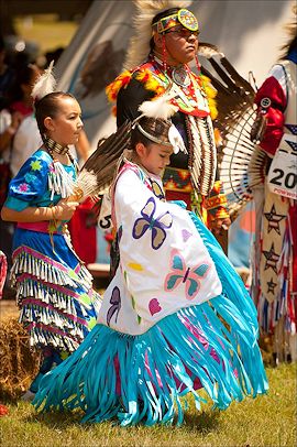 Bandera-Circle-Of-Life-Intertribal-Powwow-01-270x408