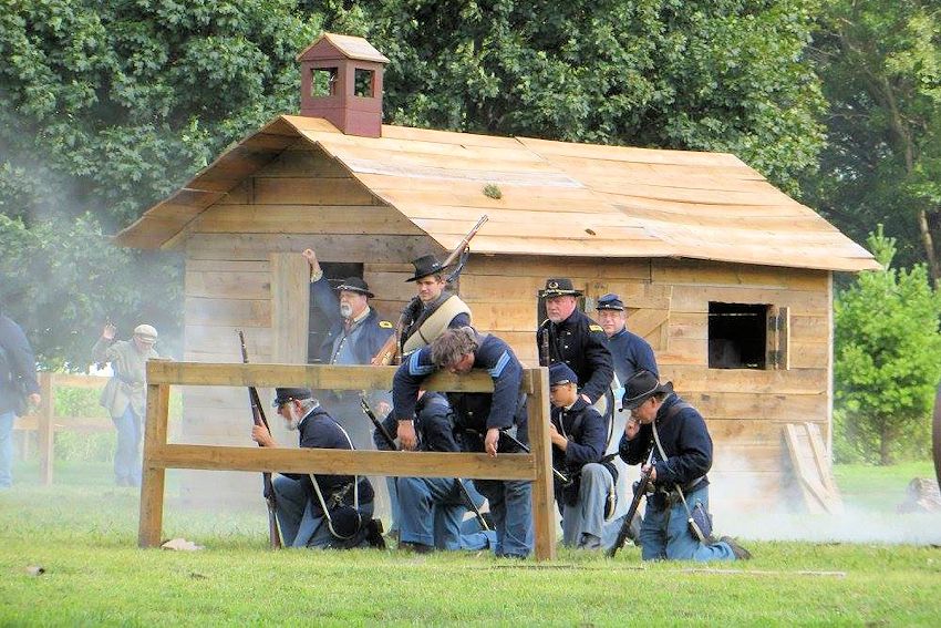 Carpentersville Civil War Reenactment - 10th Illinois Infantry Company H