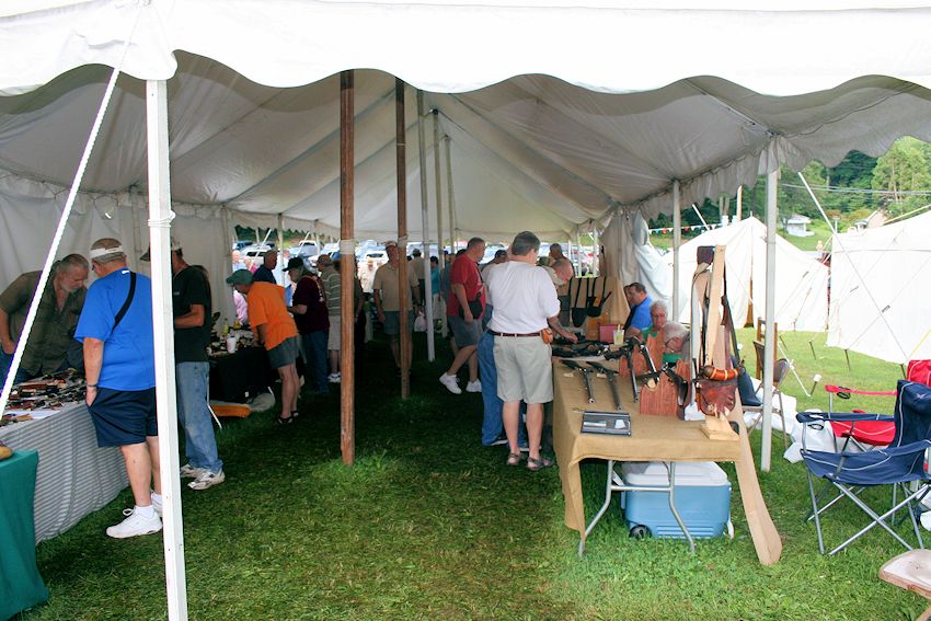 Dixon's Muzzleloading Shop in Kempton PA Dixons Gunmakers Fair