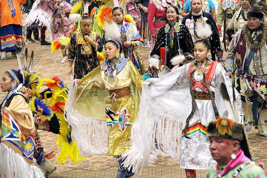 Shooting Star Casino Contest Pow Wow - White Earth Nation - Shooting Star Casino