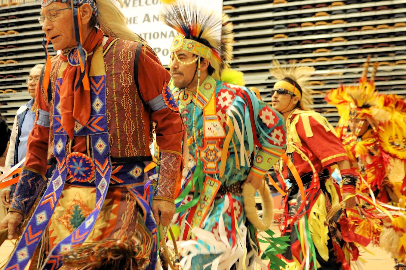 U of M Traditional Graduation Pow Wow - Investors Group Athletic Centre - U of M Indigenous Student Centre